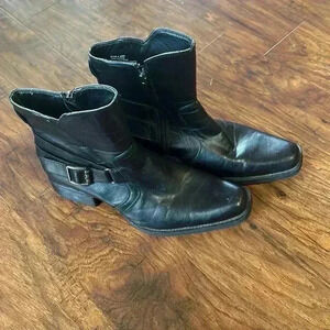 Rock & Republic Men’s Black Zippered Boots